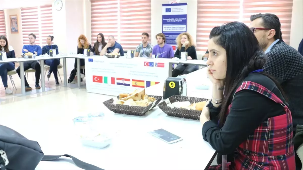 Avrupalı Gençler, Siirtli Gençlerle Bir Araya Geldi