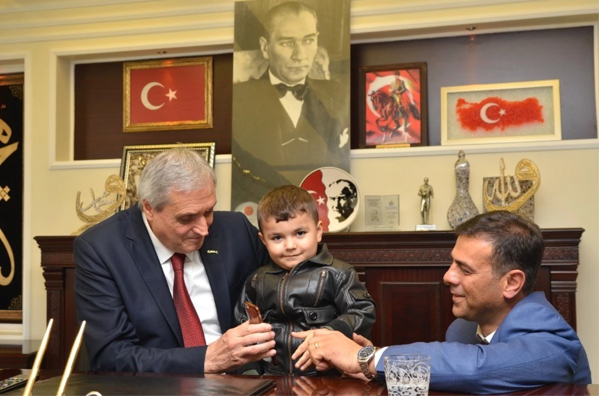Başkan Bakkalcıoğlu "Burası Halkın Makamıdır"