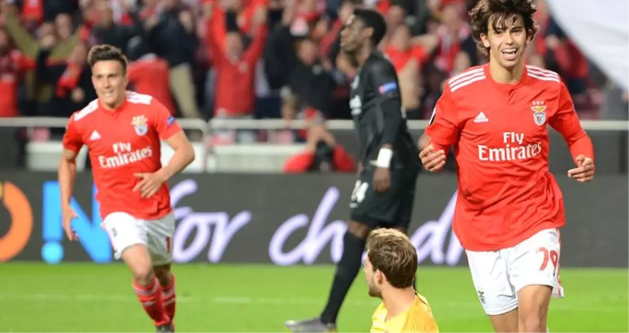 Benfica, Joao Felix\'in Hat-Trick Yaptığı Maçta Eintracht Frankfurt\'u Devirdi!