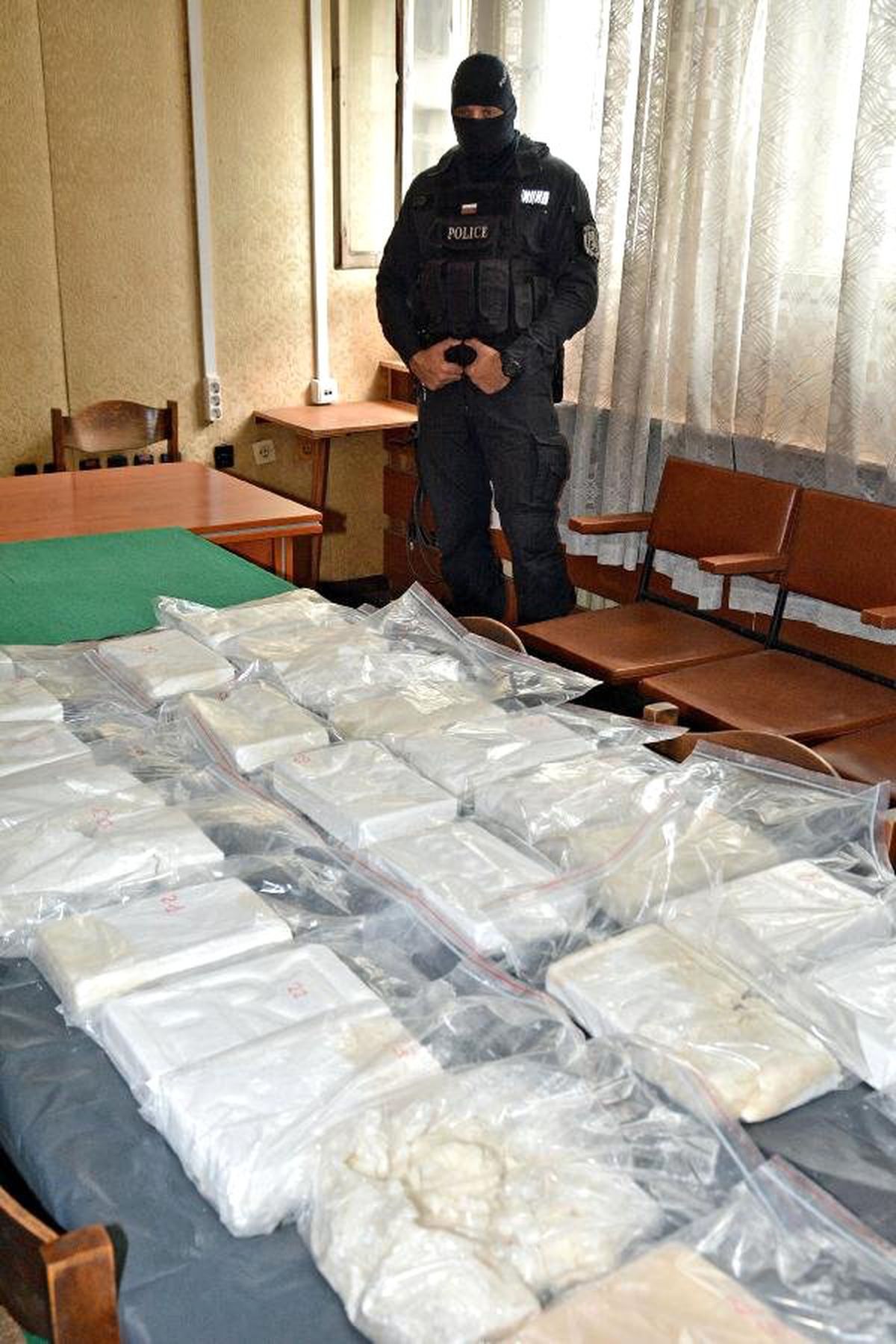 Bulgar Sahil Güvenlik, Denizde 200 Kilo Kokain Buldu