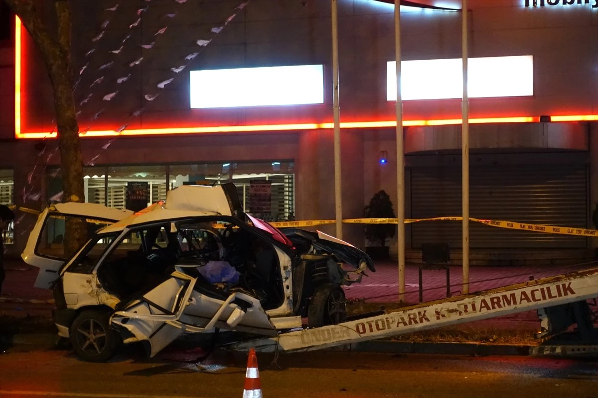 Bursa\'da Trafik Kazası : 2 Ölü