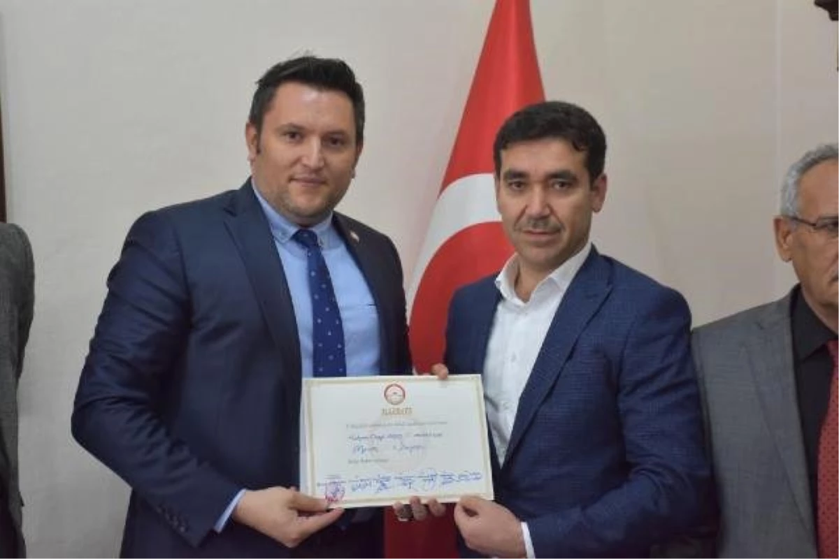 Dargeçit Belediye Başkanı AK Parti\'li Aksoy Göreve Başladı