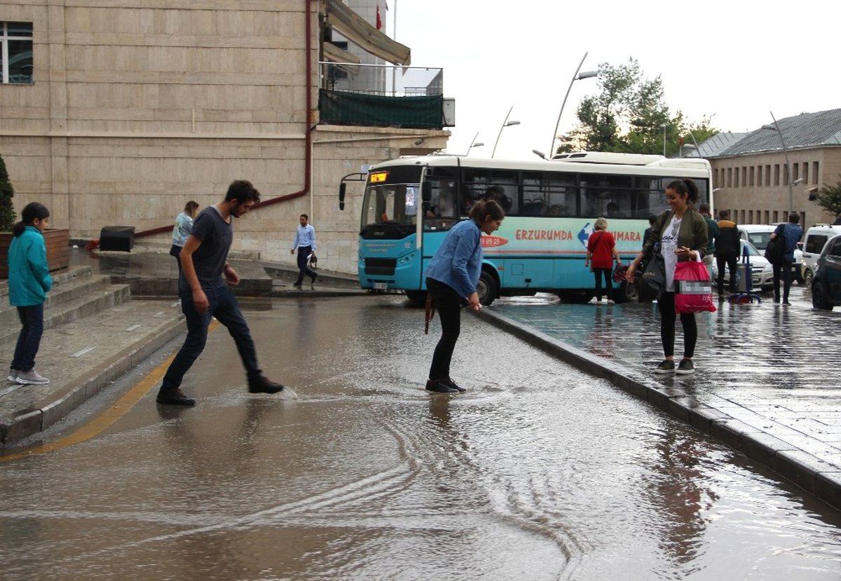 Doğuya Sağanak Yağış Uyarısı