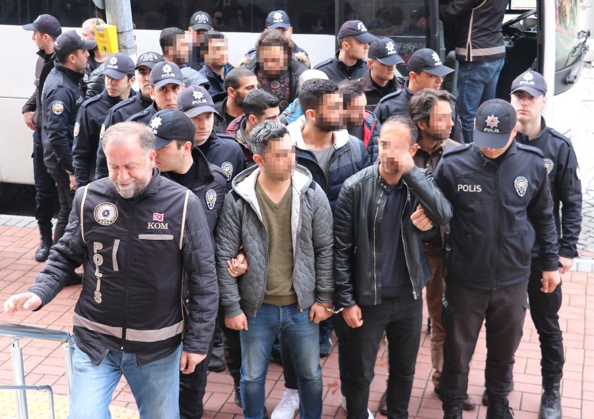Fetö\'nün TSK Yapılanmasına Yönelik Operasyonda 3 Tutuklama