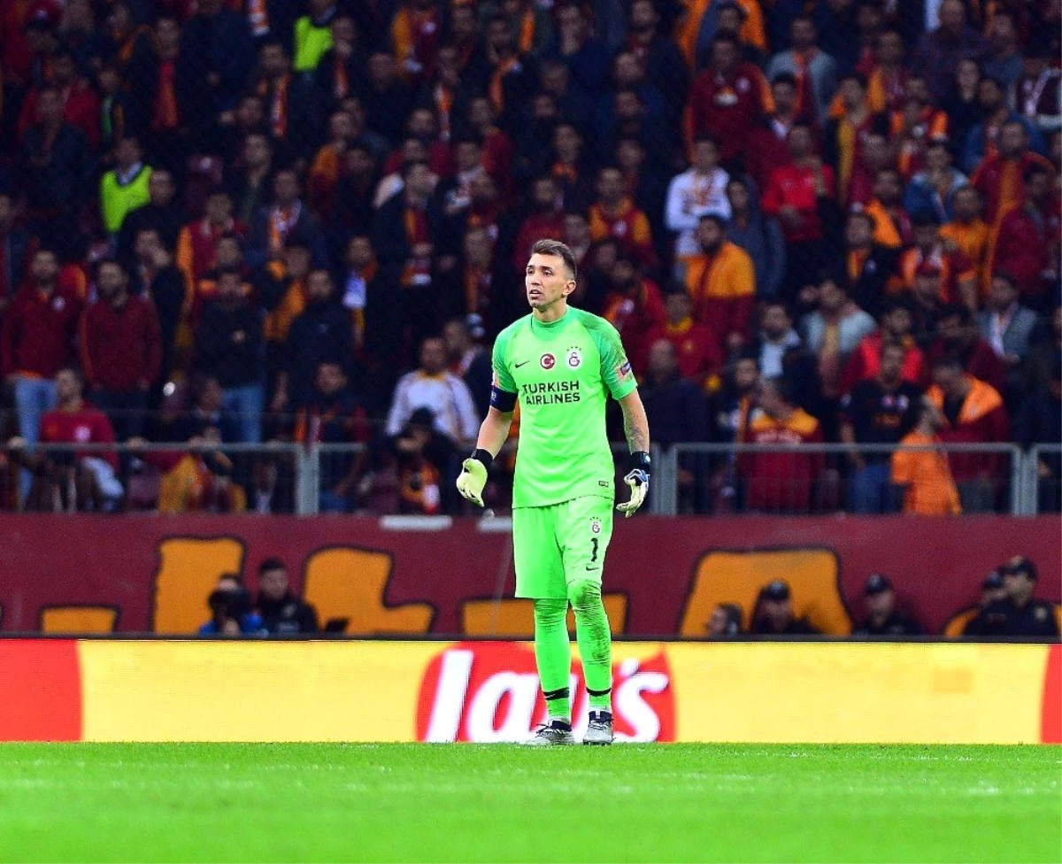 Galatasaray\'da Fenerbahçe Derbilerinin En Deneyimlisi Muslera