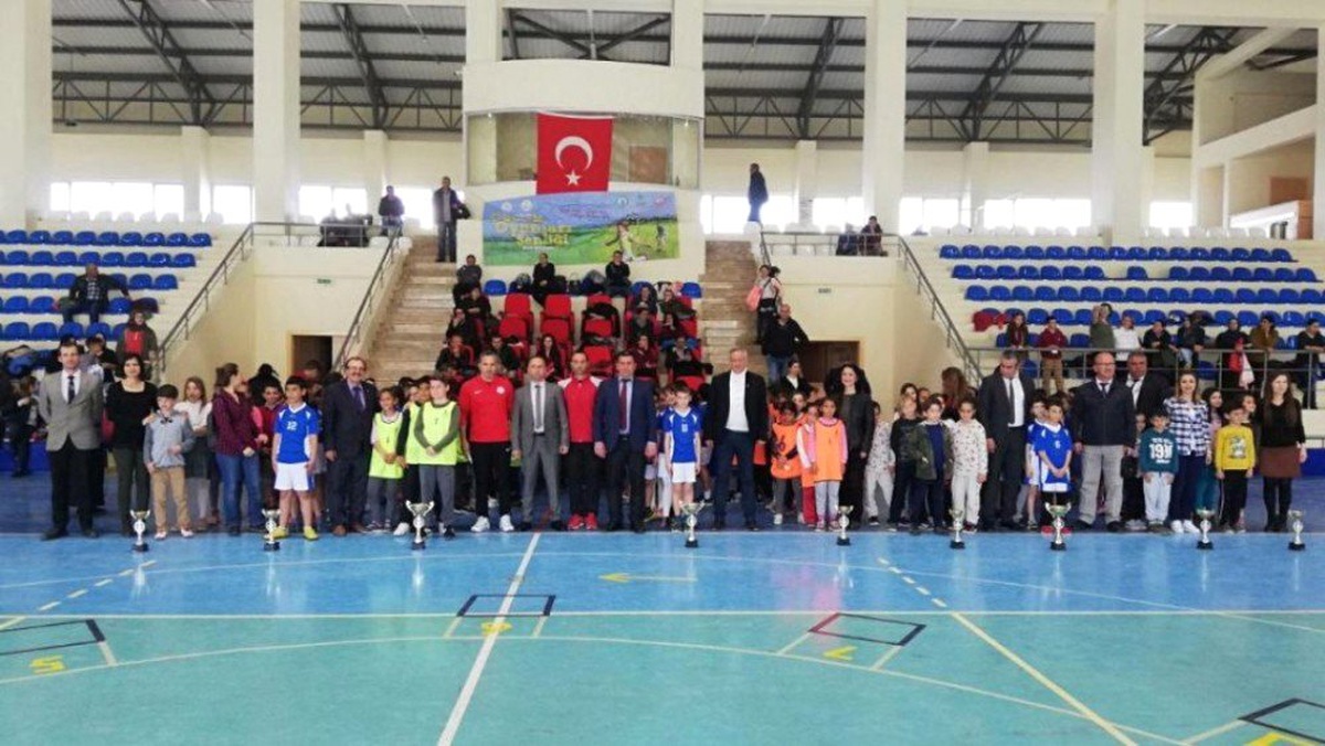 Geleneksel Çocuk Oyunları Şenliği Sona Erdi