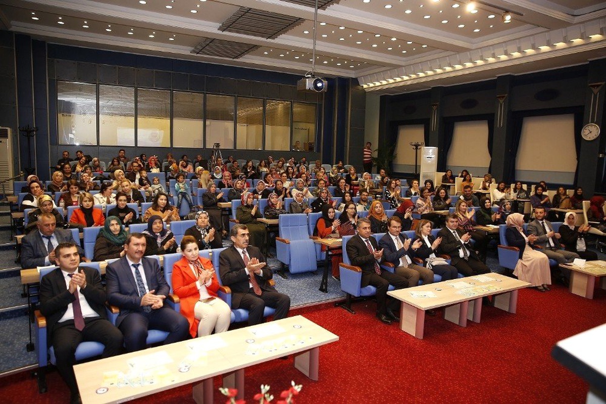 Huzur Çınarı Evliliğe Hazırlıyor