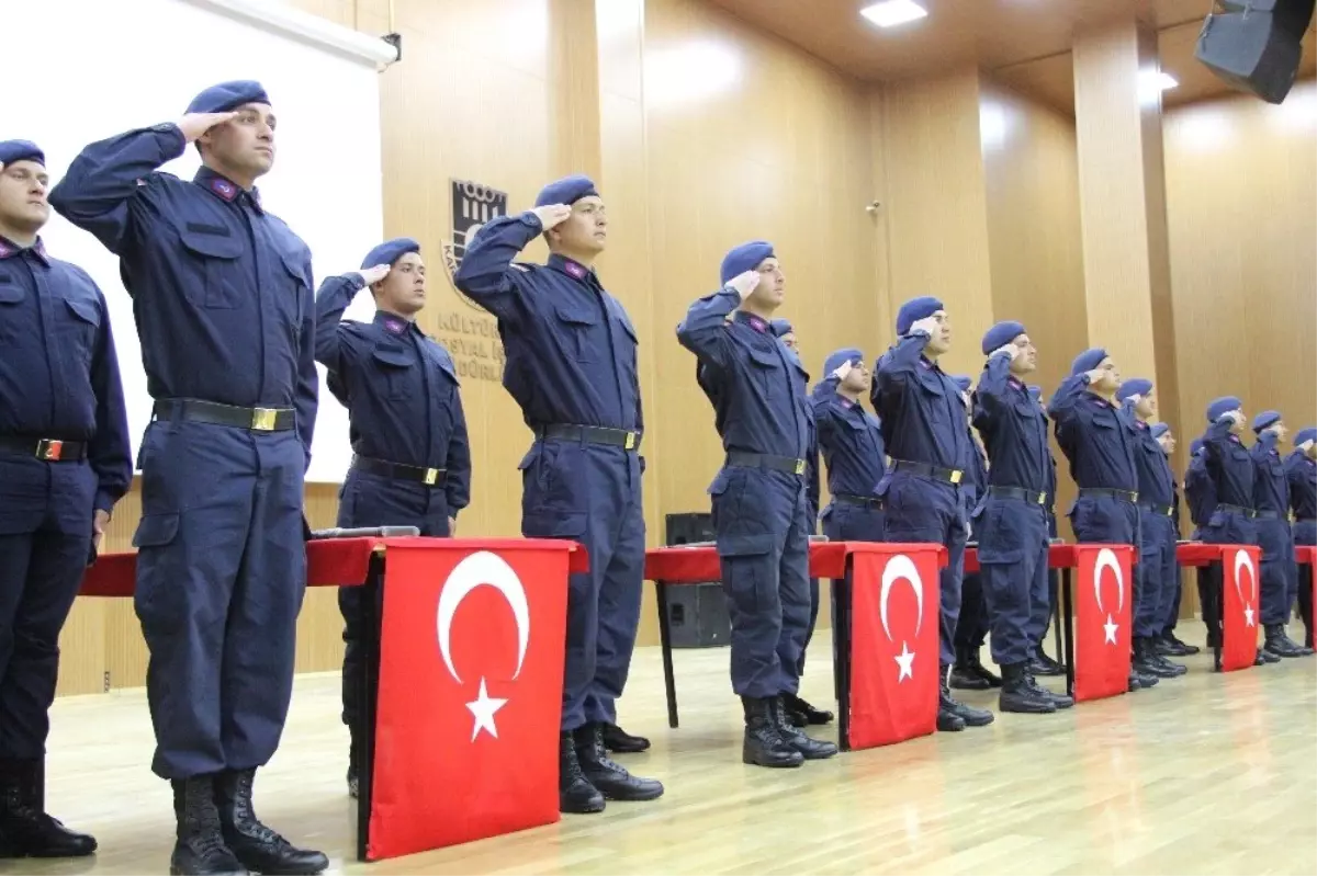 Karaman\'da Kısa Dönem Askerler İçin Yemin Töreni Düzenlendi