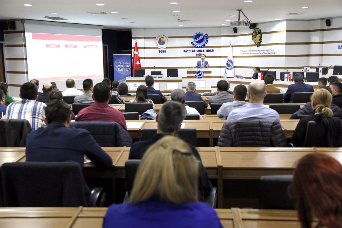 Kayso\'da Dış Ticaret Bilgilendirme Semineri Düzenlendi