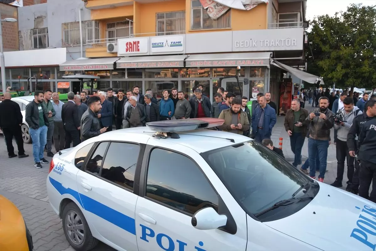 Malatya\'da Polise Silahlı Saldırı