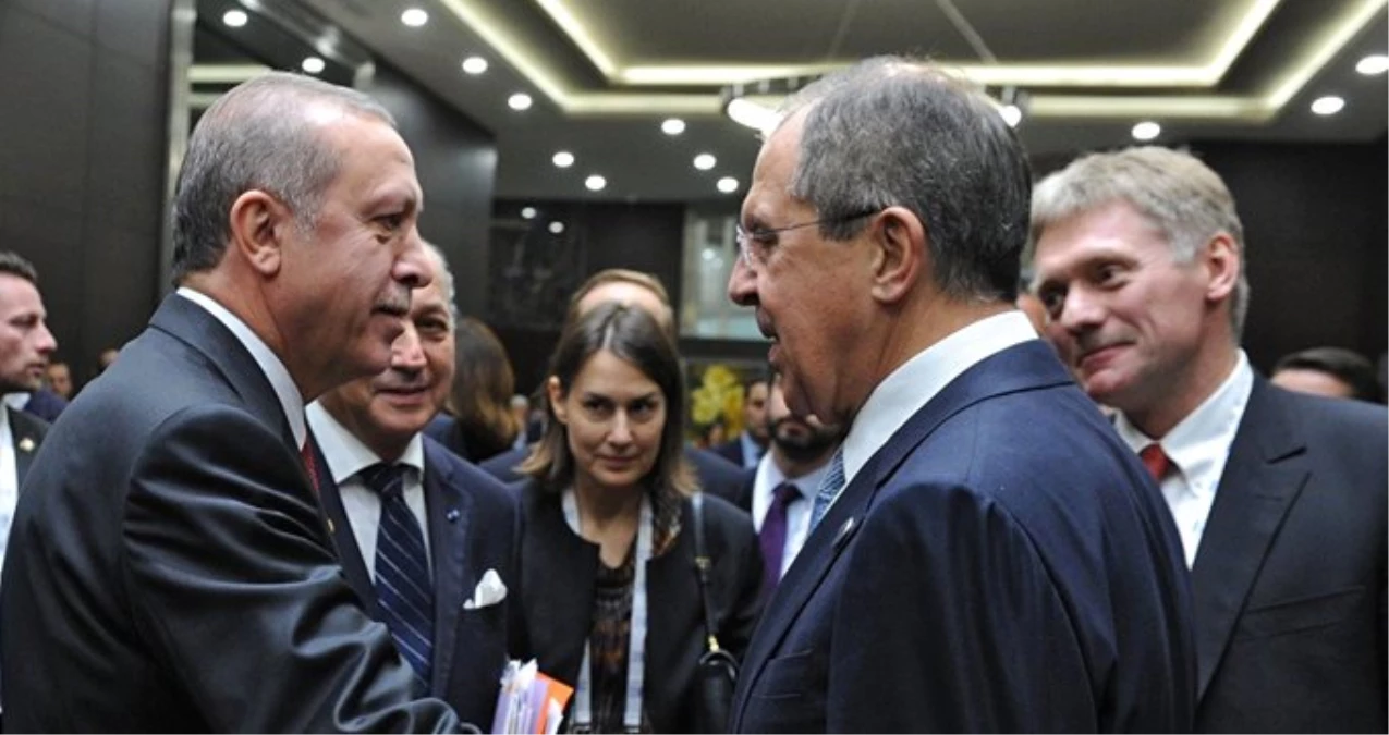 Rusya Dışişleri Bakanı Lavrov, ABD\'yi Eleştirip Türkiye\'yi Örnek Gösterdi
