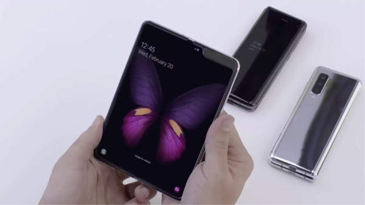 Samsung Galaxy Fold Bir Kez Daha Çalışırken Görüntülendi (Video)