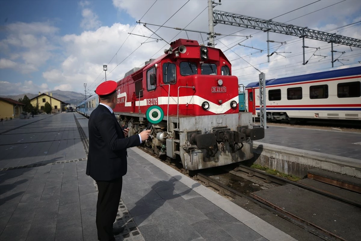 Sosyal Kooperatif Eğitim ve Tanıtım Treni Kayseri\'de