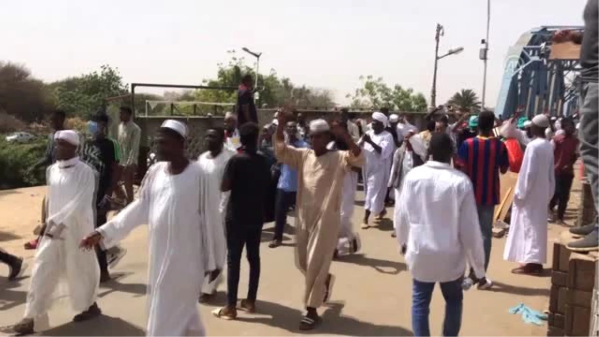 Sudan\'daki Gösteriler