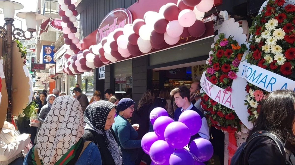 Turizm Beldeleri Tuğba\'nın Geleneksel Tatları ile Tatlanıyor