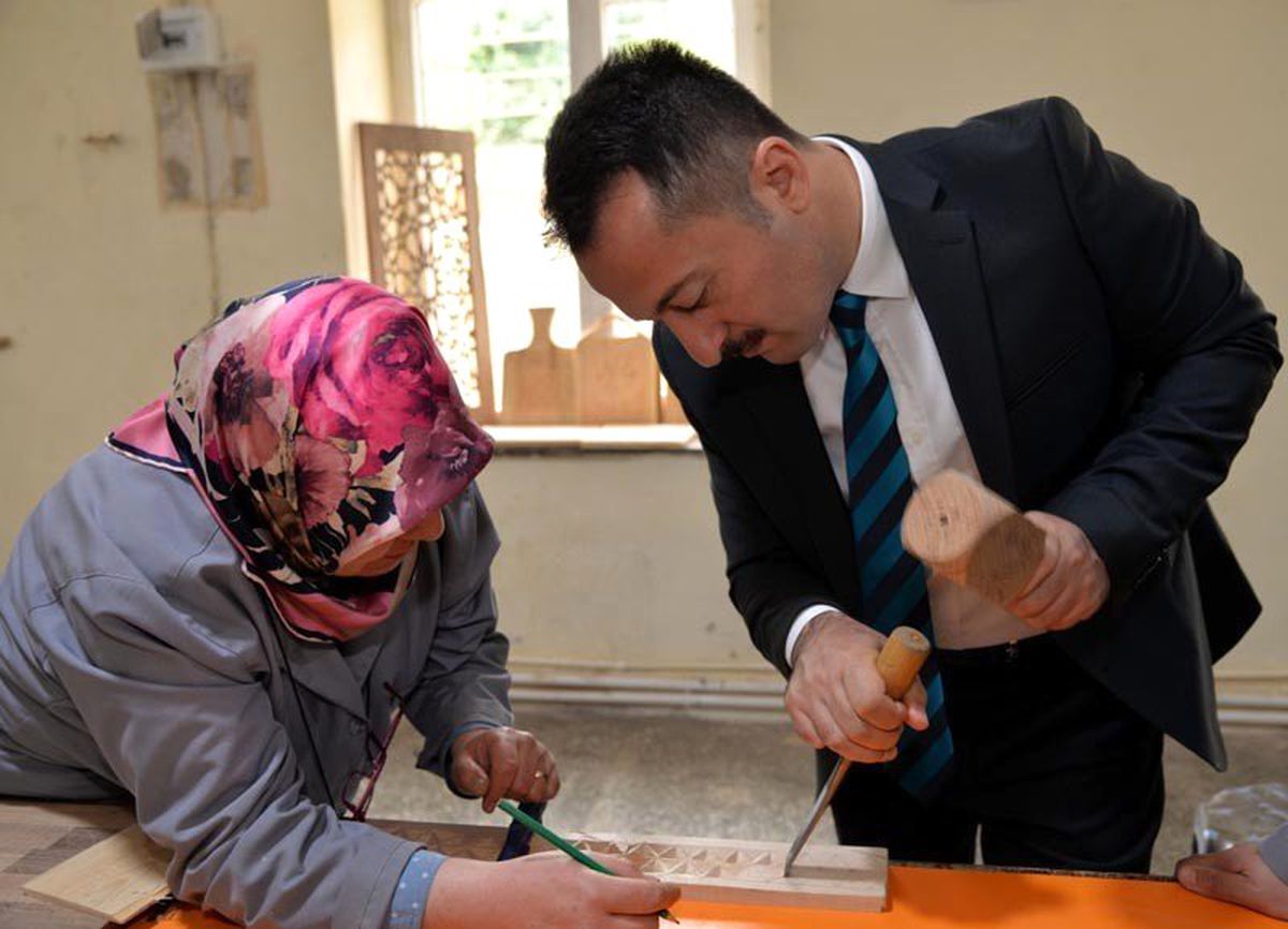 Vali Şentürk\'ten Çömlek Atölyelerinde İnceleme