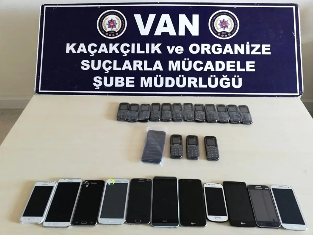 Van\'da Cep Telefonu Kaçakçılığı