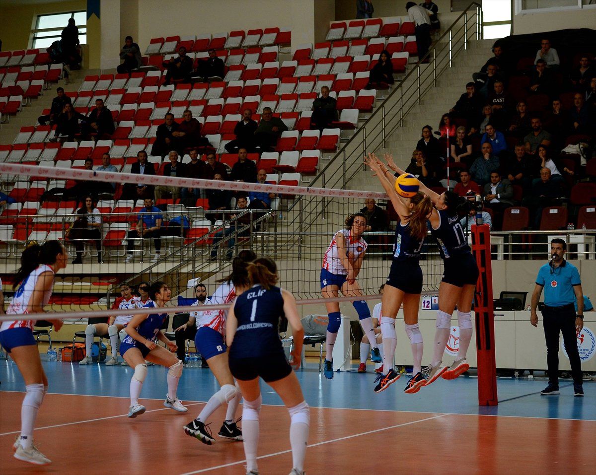 Voleybol: Bayanlar 1. Lig Final Etabı
