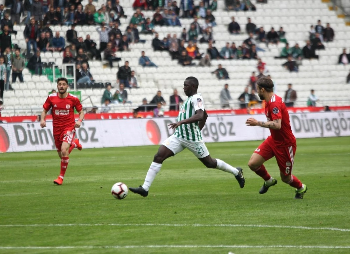 Atiker Konyaspor ile Demir Grup Sivasspor Yenişemedi