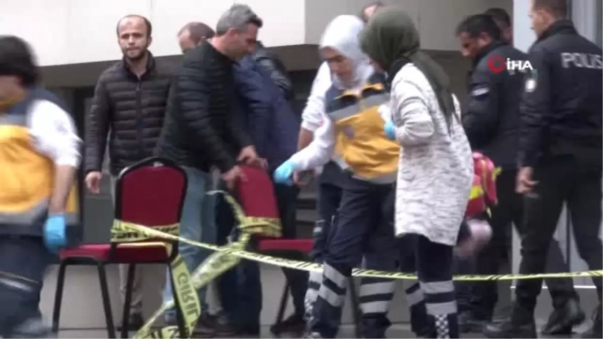 Beylikdüzü\'nde Kafe İçinde Alacak Verecek Meselesi Kanlı Bitti