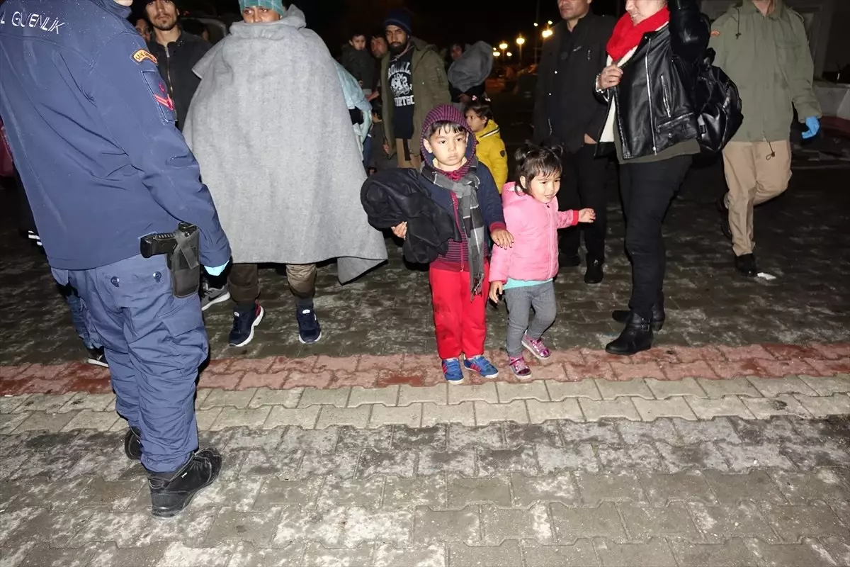 Çanakkale\'de 41 Düzensiz Göçmen Yakalandı