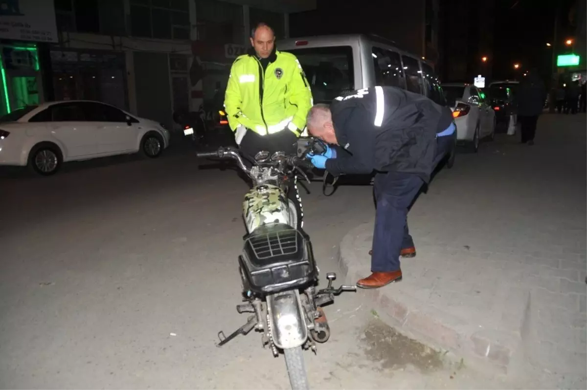 Dur İhtarına Uymayan Motosiklet Çalıntı Çıktı