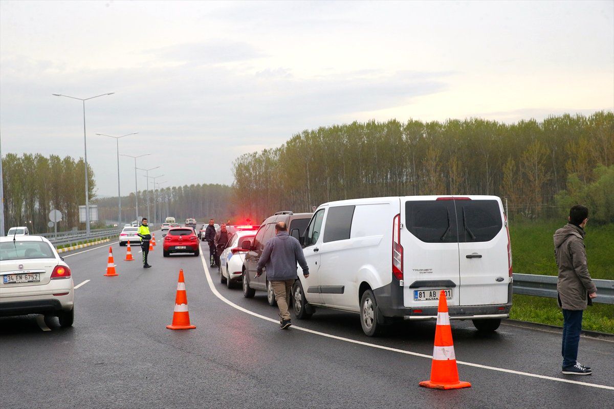 Düzce\'de Şüpheli Polis Kovalamacası