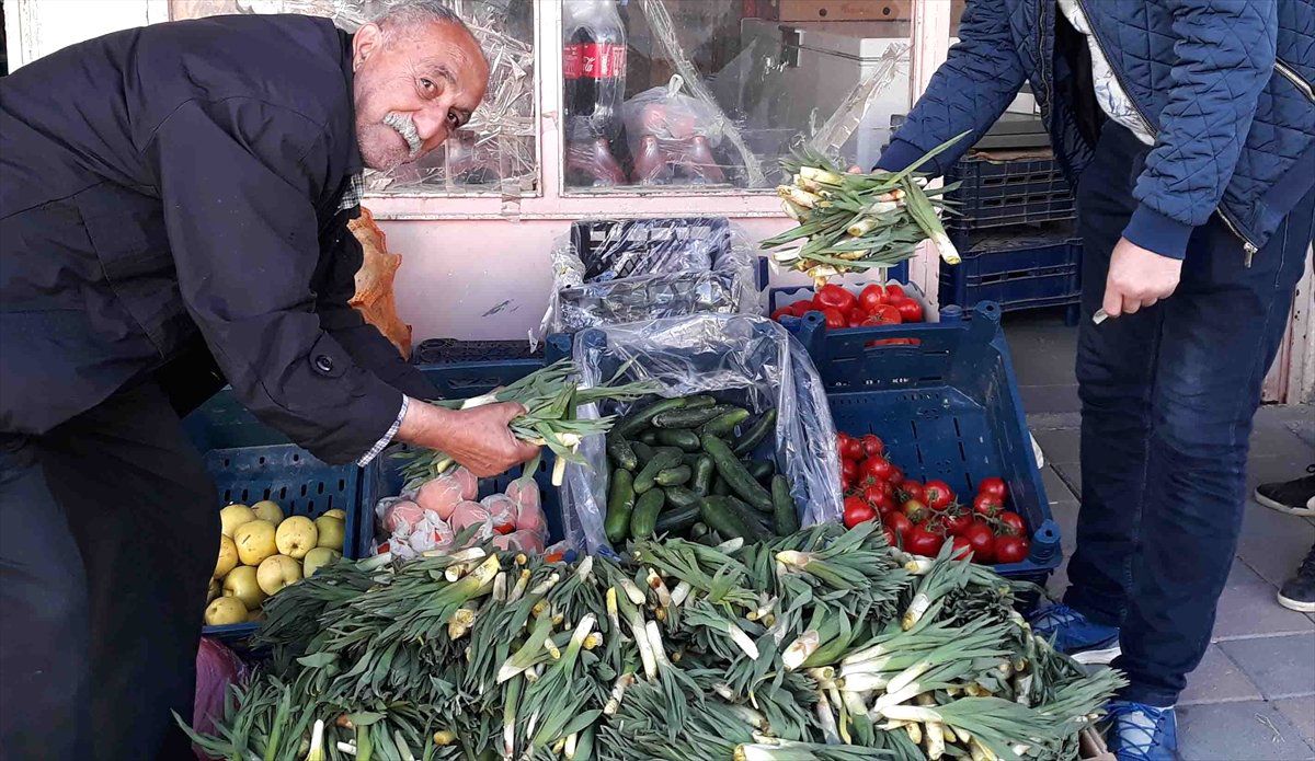 Gulik Otu Pazardaki Yerini Aldı