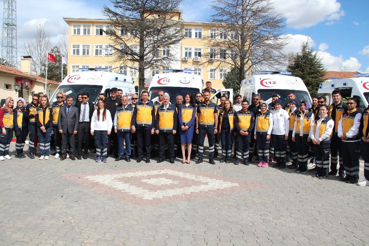 Sağlık Bakanlığı\'ndan Kırşehir\'e 8 Ambulans