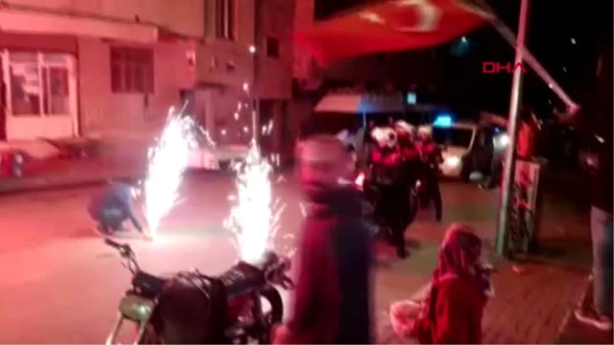 Şanlıurfa Kavgaya İhbarına Giden Polislere Meşaleli Karşılama