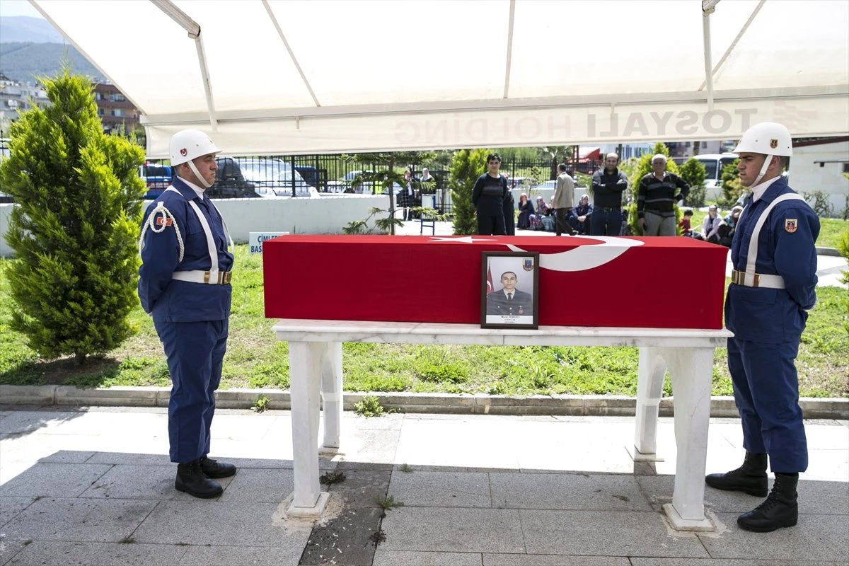 Şırnak\'taki Kazada Ölen Uzman Çavuşun Cenazesi Defnedildi
