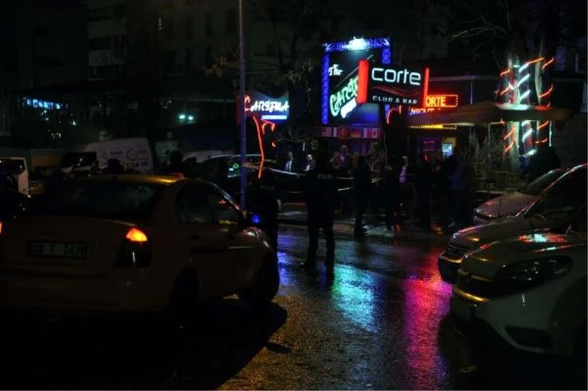 Ankara\'da Gece Kulübüne Ateş Açıldı: 1 Yaralı