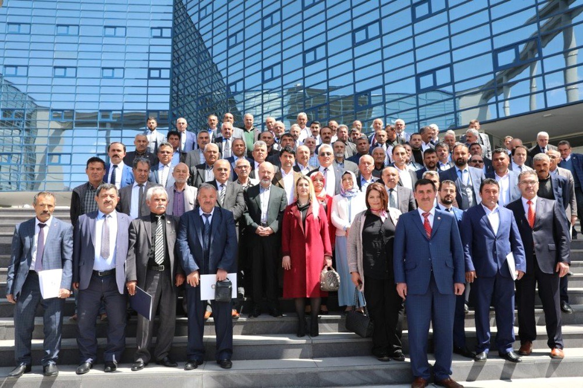 Başkan Çolakbayrakdar, Muhtarlarla Bir Araya Geldi