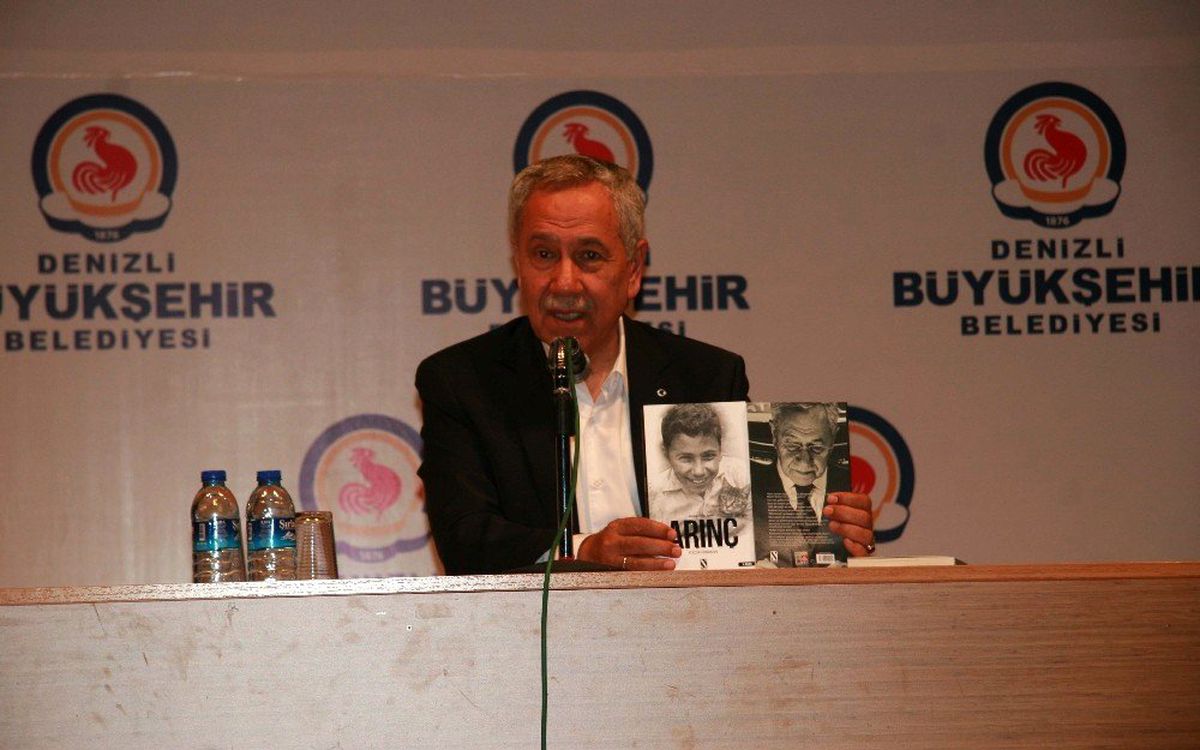 Bülent Arınç\'tan Yerel Seçim Yorumu Açıklaması