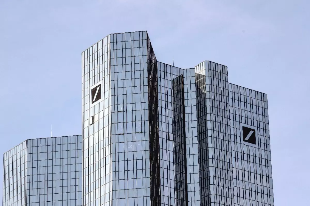 Deutsche Bank Çalışanları Commerzbank ile Birleşmeye Hayır Diyor