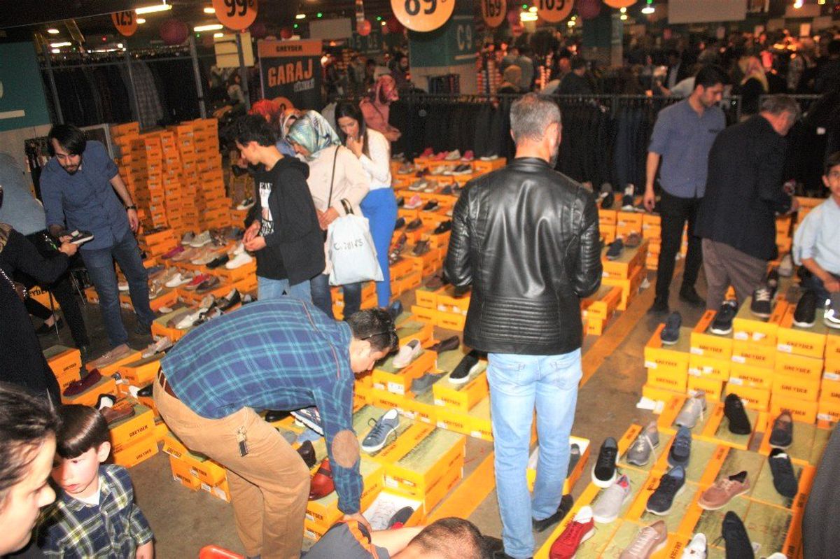Diyarbakır\'da Bir İlk, Garaj İndirim Günleri Başladı
