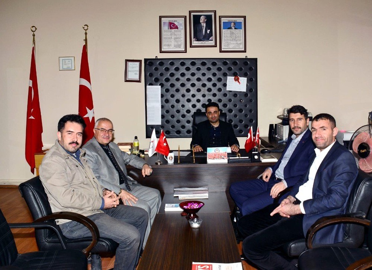 Eğitim Bir-Sen\'den Okul Ziyaretleri
