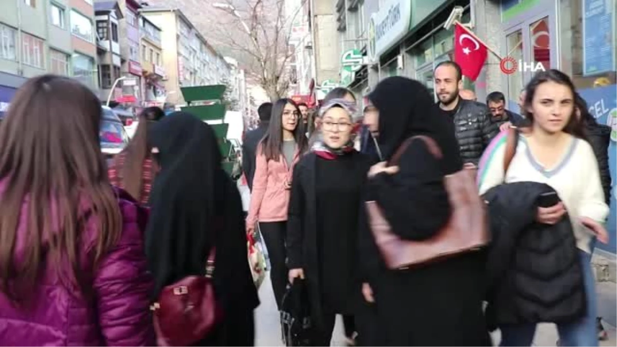 İşaret Dili Kursiyerlerinden Gümüşhane Caddelerinde Sosyal Deney