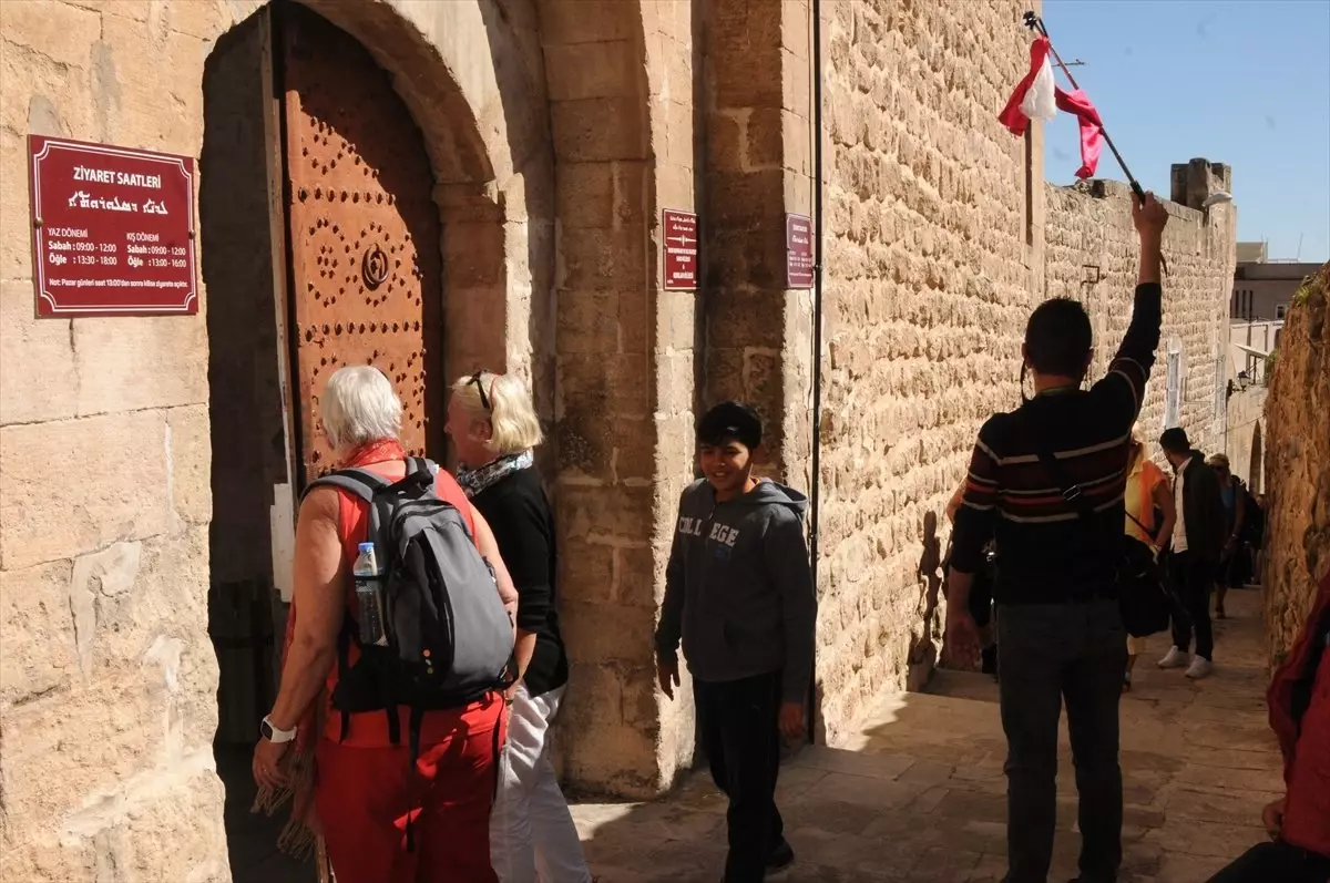 Mardin\'de Baharda Turist Yoğunluğu