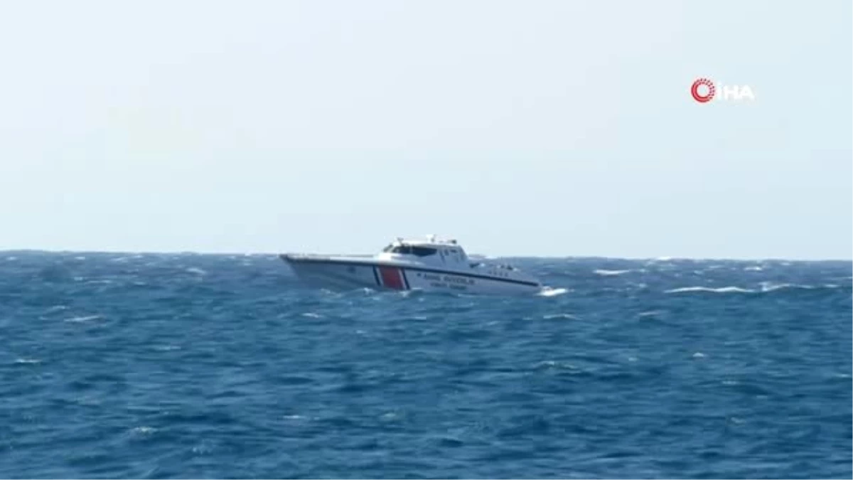 Sürat Tekneleri ile Göçmen Kaçakçılığı Yapanlara Nefes Kesen Operasyon