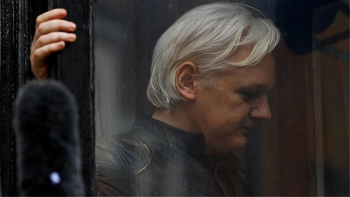 Wikileaks\'in Kurucusu Julien Assange, Londra\'da Gözaltına Alındı