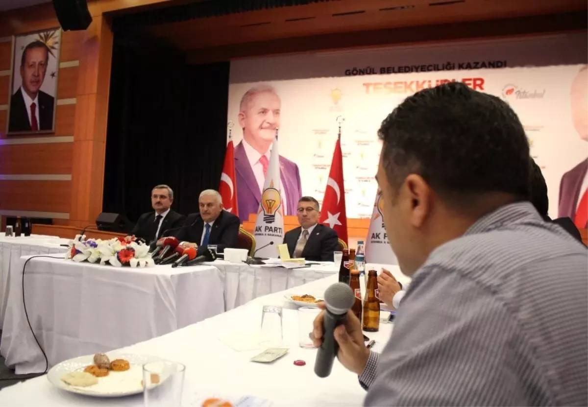 Binali Yıldırım: "Amigolukla Başkanlık Olmaz, Sonucu Sükunet ile Beklemelidir"