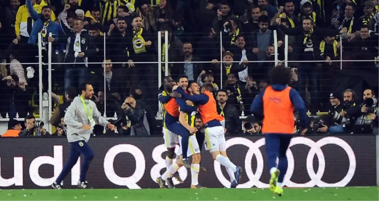 Fenerbahçe Oynadığı Bütün Derbilerde Geriden Geldi