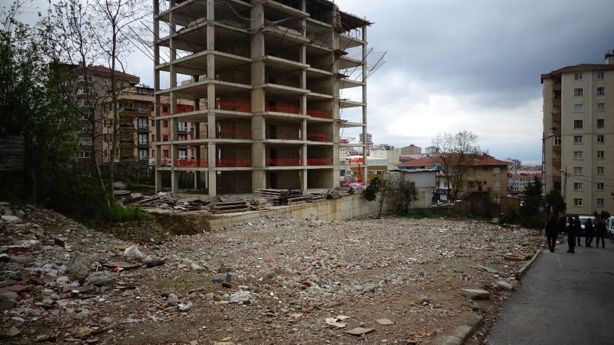 İstanbul\'da İnşatta Dehşet