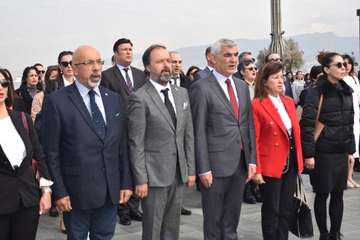 İzmir\'de Turizm Haftası Törenle Başladı