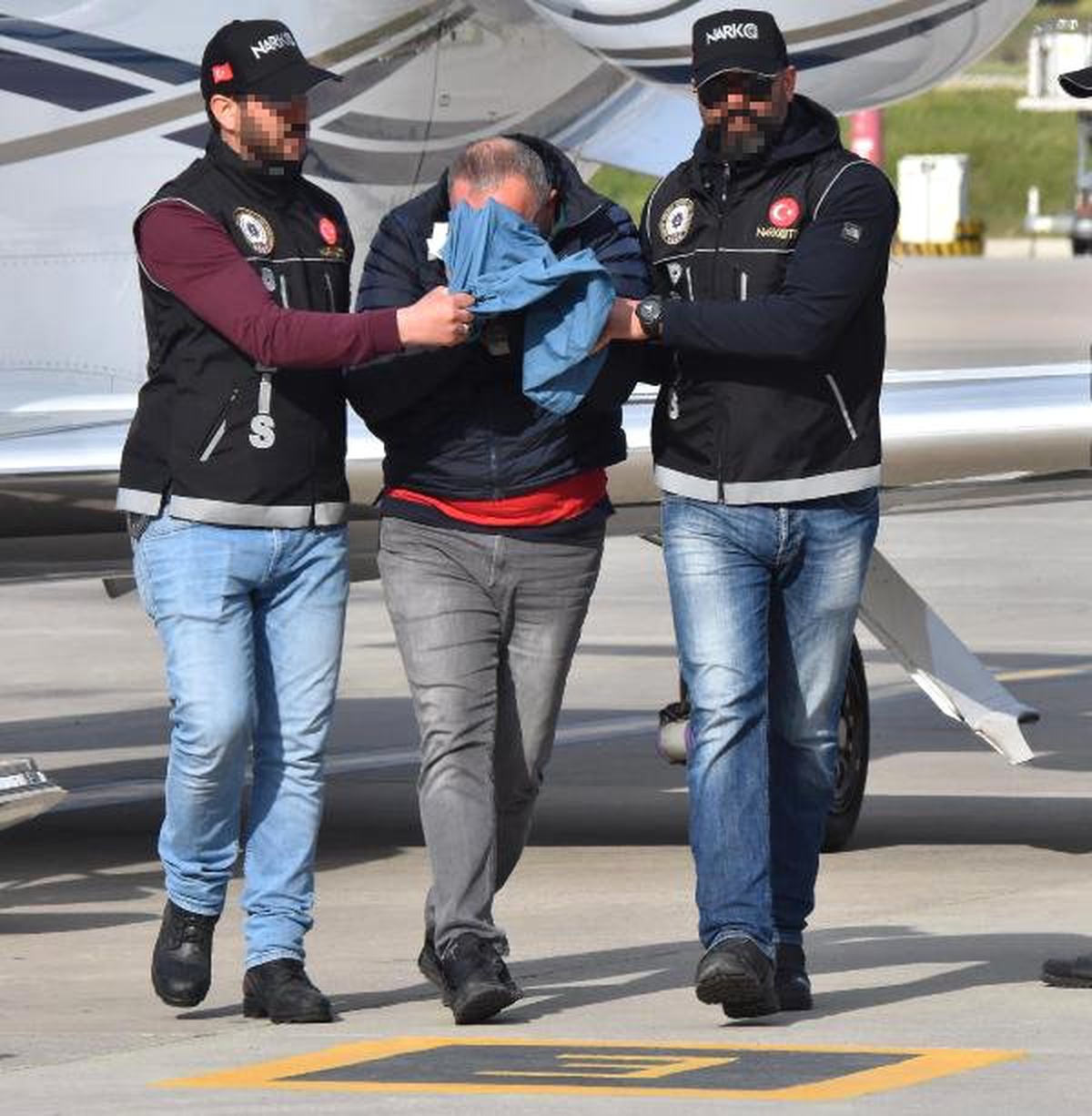 İzmir Merkezli \'Birlik\' Operasyonu; Uluslararası Sularda 5 Ton Toz Esrar Ele Geçti (3)