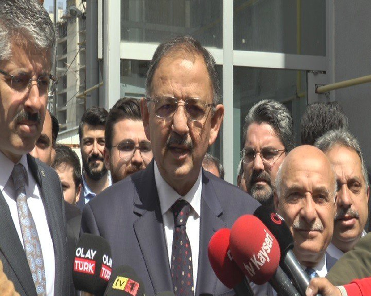 Mehmet Özhaseki: "Seçimin Kazanılıp Kaybedilmesi Sadece Adayla Olan Bir İş Değil"