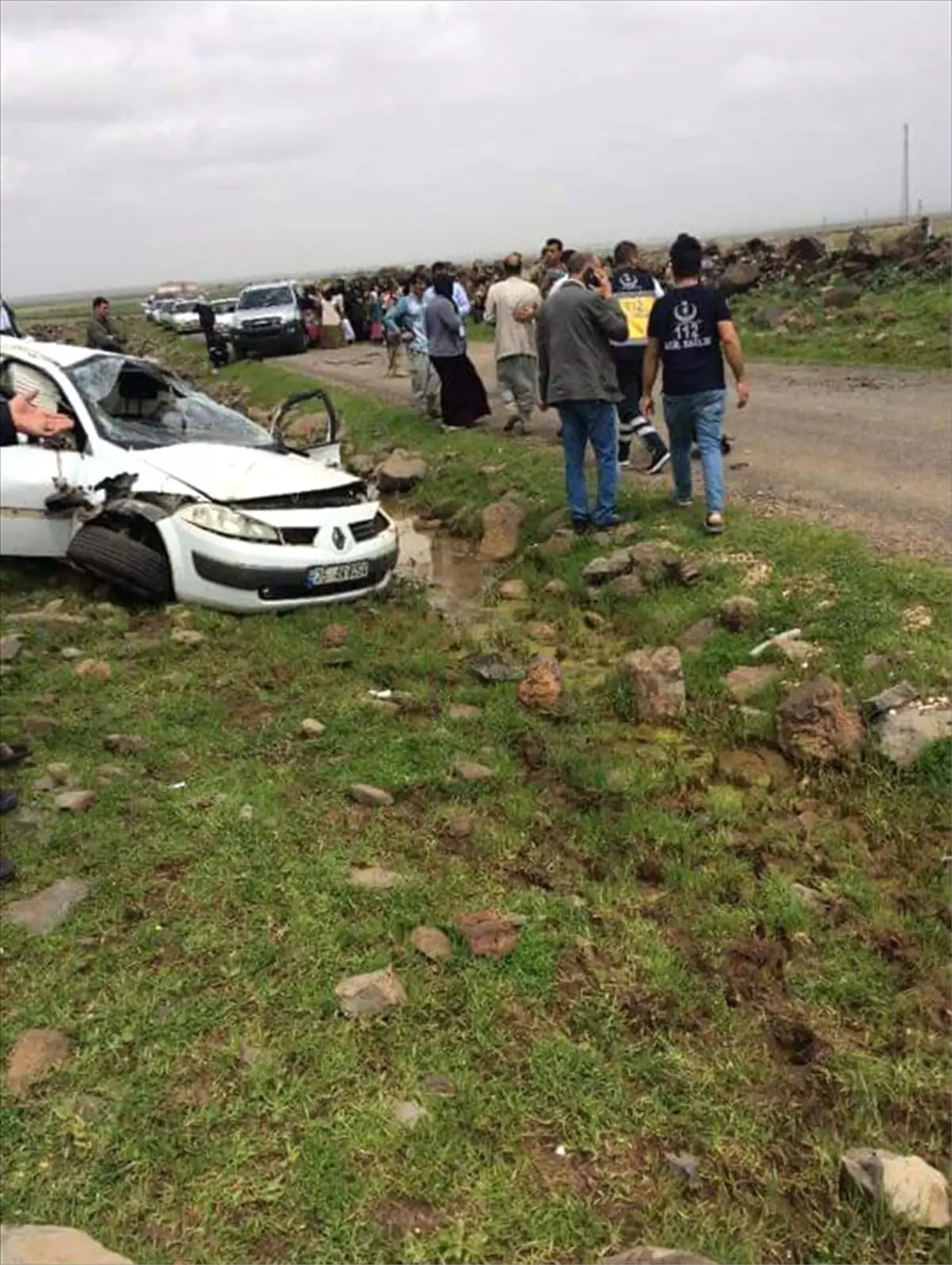 Şanlıurfa\'da Otomobil Takla Attı: 1 Ölü, 2 Yaralı