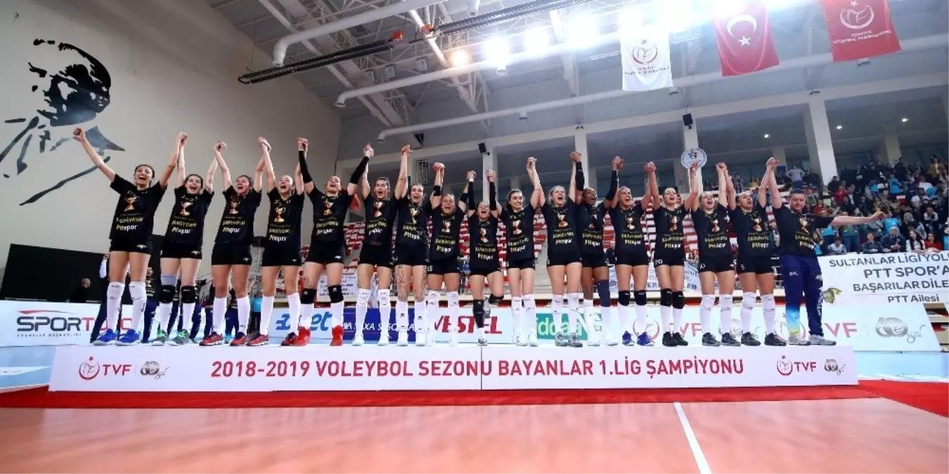 Voleybol Sezonu 1. Lig Bayanlar Lig\'inde Şampiyon PTT Spor