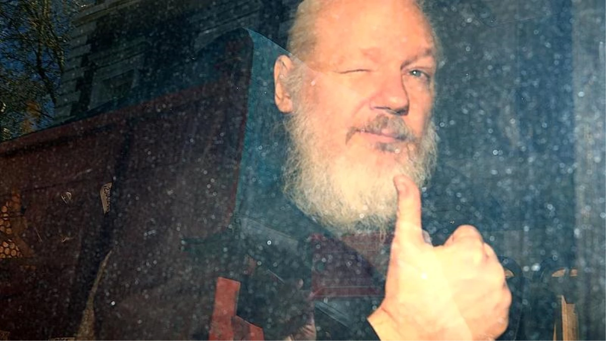 Assange\'ın Dokunulmazlığını Kaldıran Ekvador\'a 40 Milyon Siber Saldırı Yapıldı